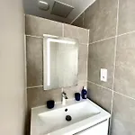 Apartmán Spacieux, Climatise, Quartier Calme, Proche Chateau, Le Cocon De Joy *