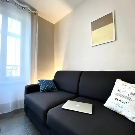 Spacieux, Climatise, Quartier Calme, Proche Chateau, Le Cocon De Joy Apartment *